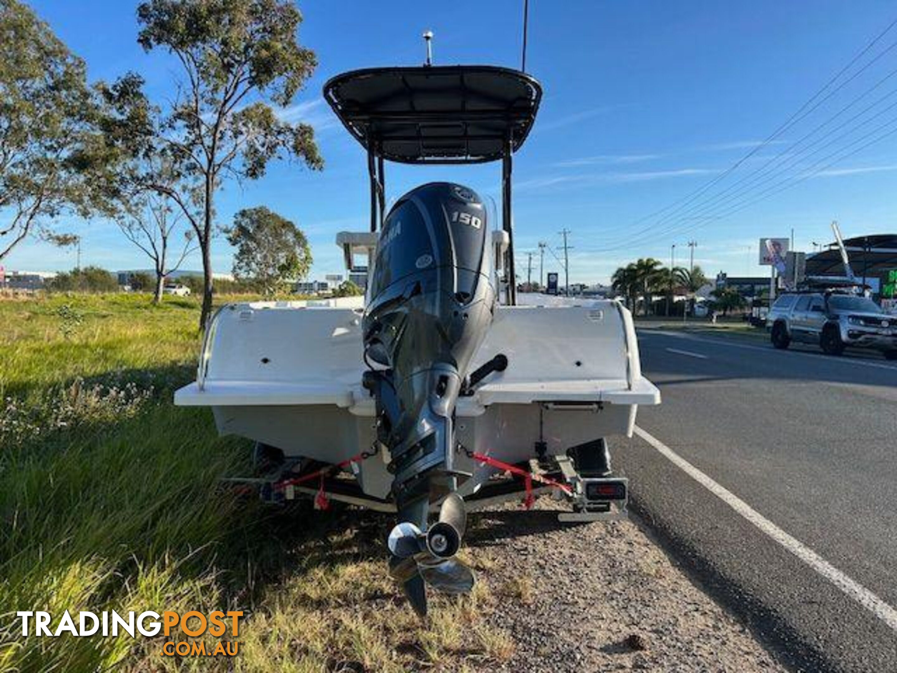 INSTOCK 2024 EVOLUTION 552 AXIS CENTRE CONSOLE WITH YAMAHA 150HP FOURSTROKE FOR SALE