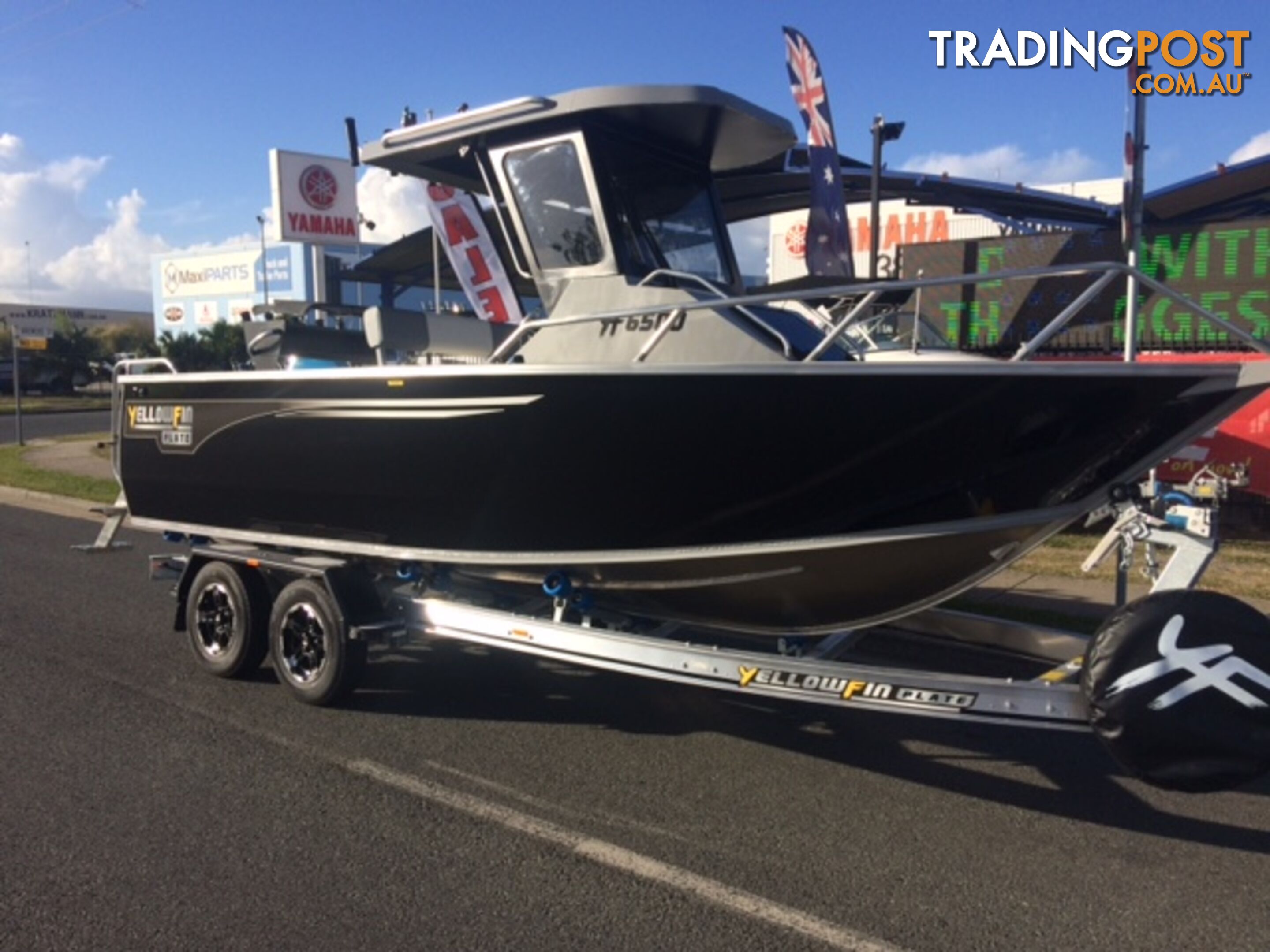 6500 YELLOWFIN Centre Cabin 150HP PACK 3