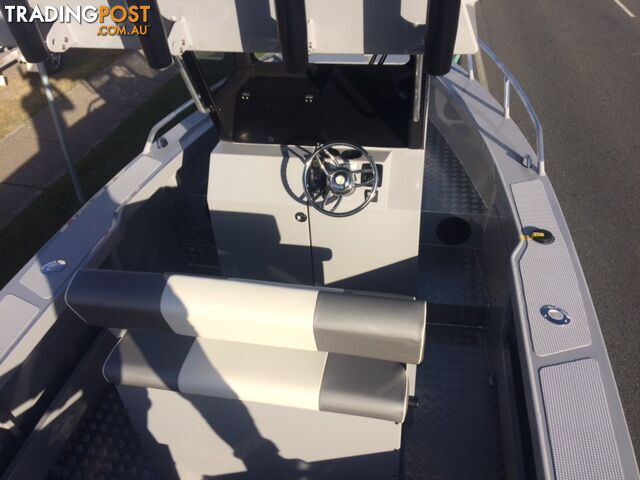 6500 YELLOWFIN Centre Cabin 150HP PACK 3