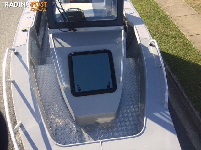 6500 YELLOWFIN Centre Cabin 150HP PACK 3