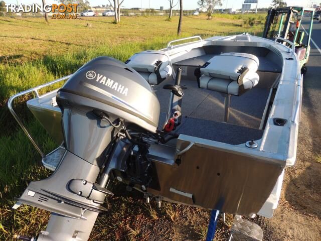 Quintrex 420 Renegade TS(Tiller Steer) + Yamaha F40hp 4-Stroke - Pack 1 for sale online prices