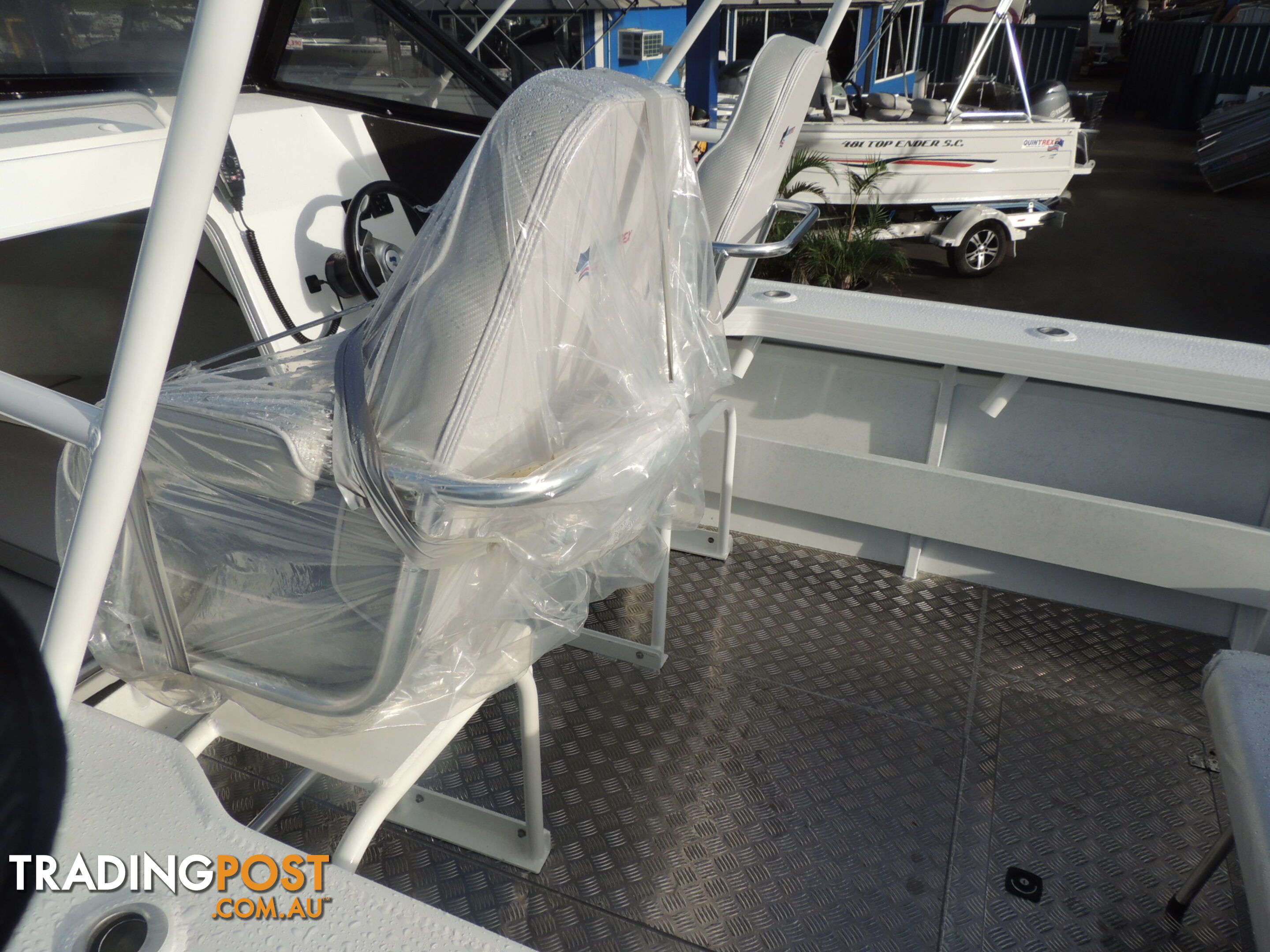 6500 YELLOWFIN Centre Cabin 150HP PACK 2