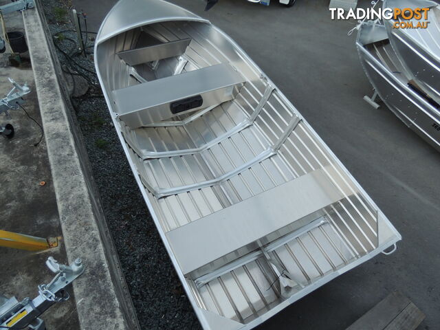 QUINTREX 400 DART HULL ONLY