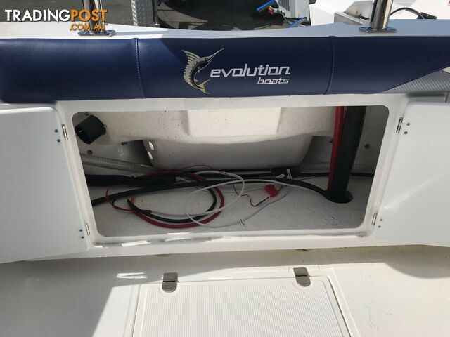 NEW 2024 EVOLUTION 552 PLATINUM FITTED WITH A YAMAHA F150 FOURSTROKE