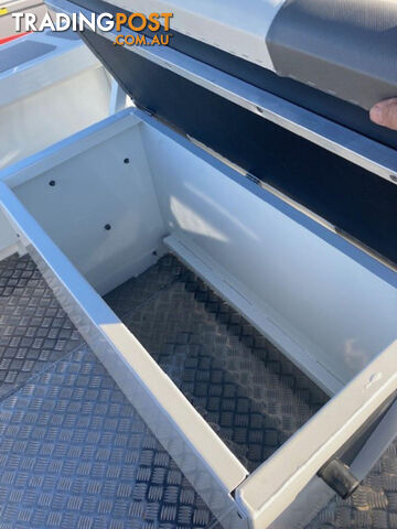 Yellowfin 7000 Centre Console + Yamaha F200hp 4-Stroke - Pack 1 for sale online prices