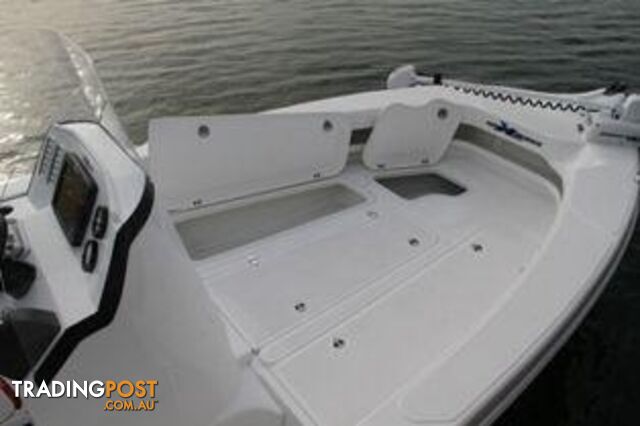 2024 EVOLUTION 552 AXIS CENTRE CONSOLE WITH YAMAHA 150HP FOURSTROKE FOR SALE