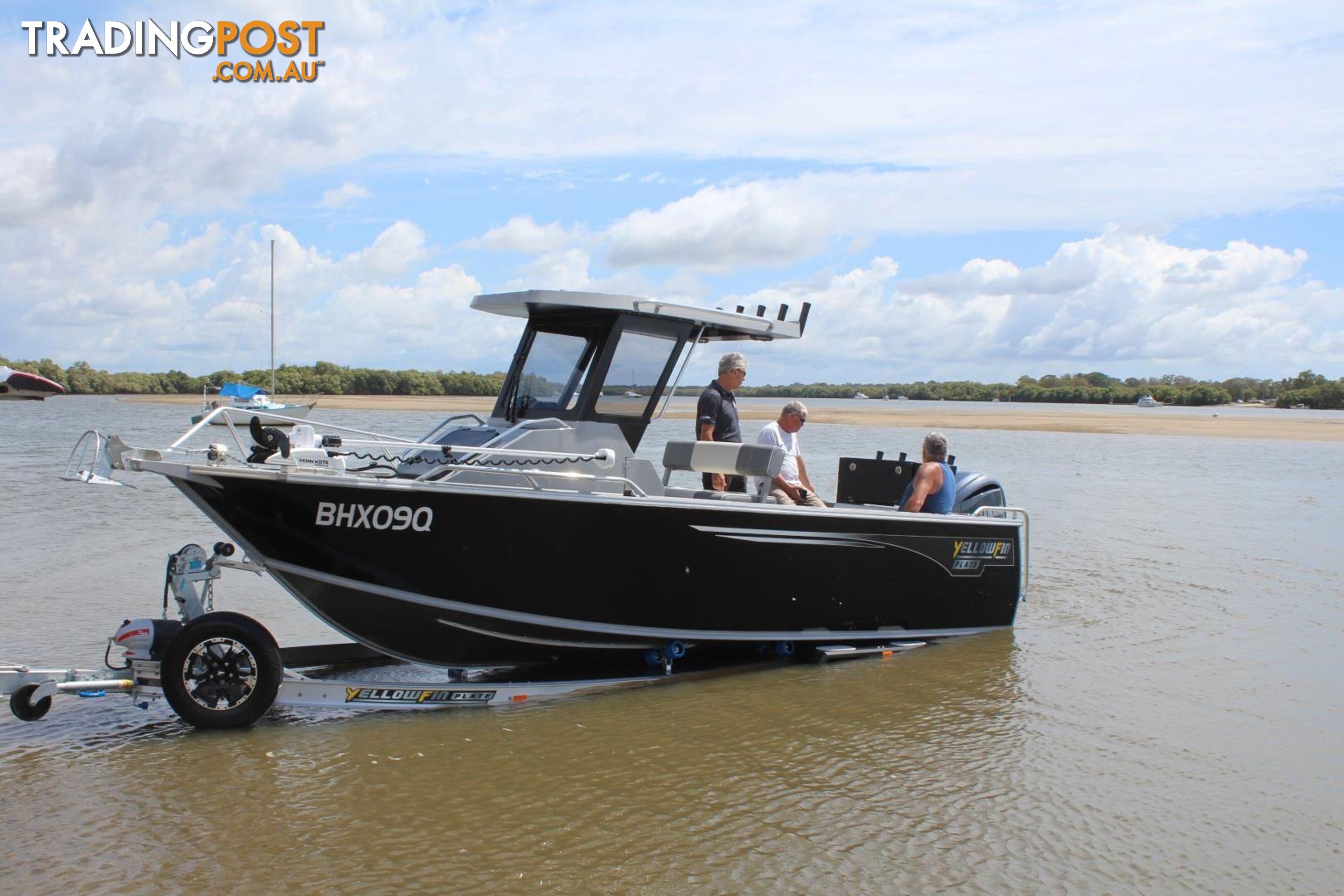 7000 YELLOWFIN CENTRE CABIN  200 HP PACK 4