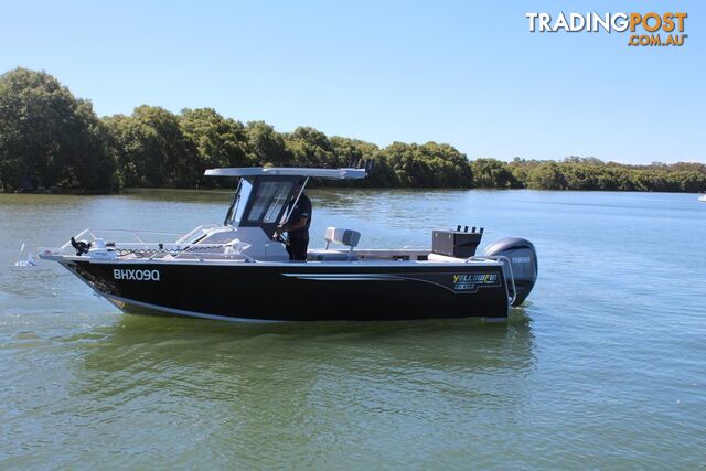 7000 YELLOWFIN CENTRE CABIN  200 HP PACK 4