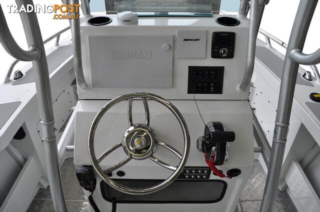 6200 YELLOWFIN Centre/Rear Console 150 HP PACK 2