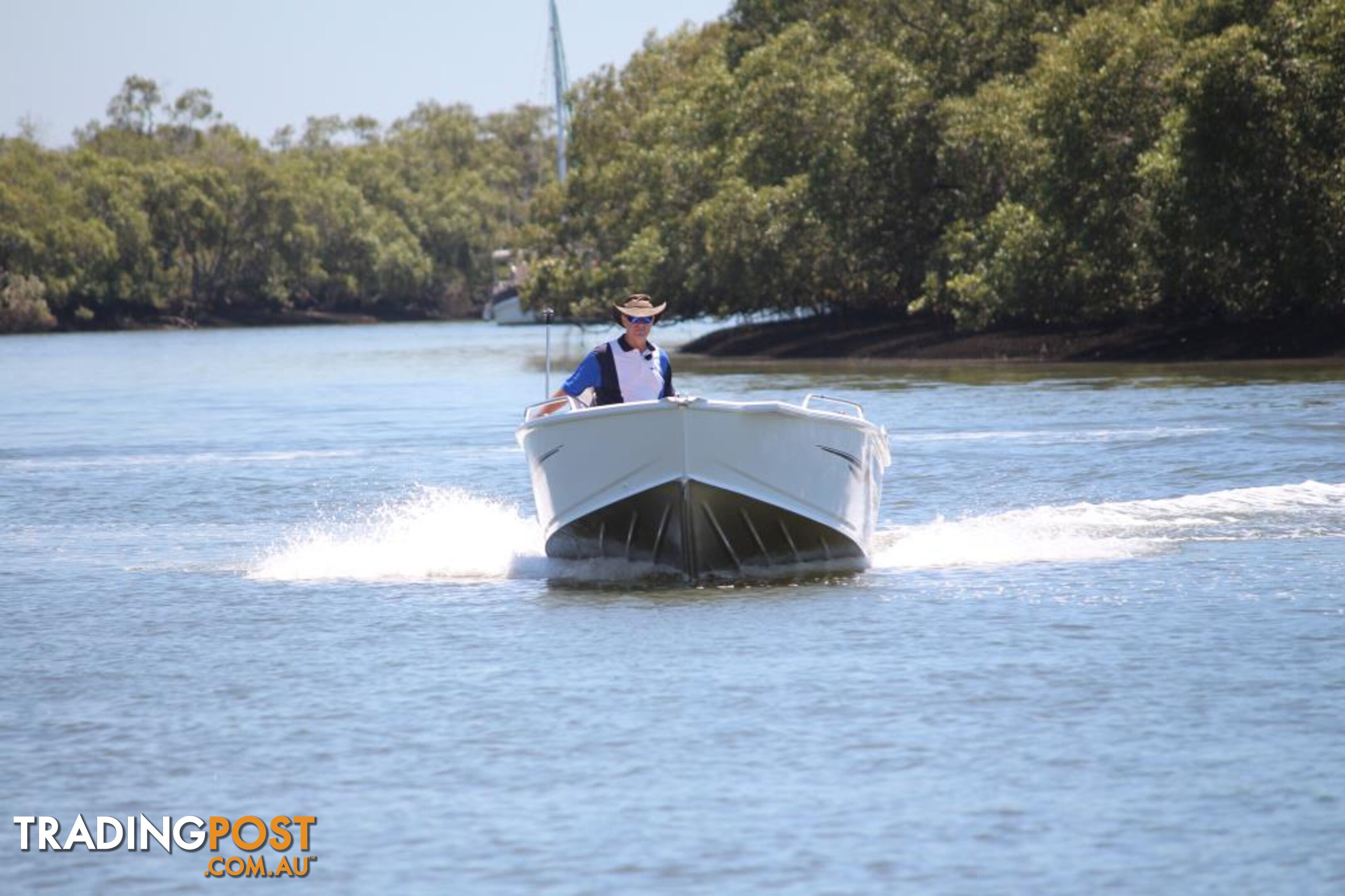 Quintrex 420 Renegade TS(Tiller Steer) + Yamaha F50hp 4-Stroke - Pack 2 for sale online prices