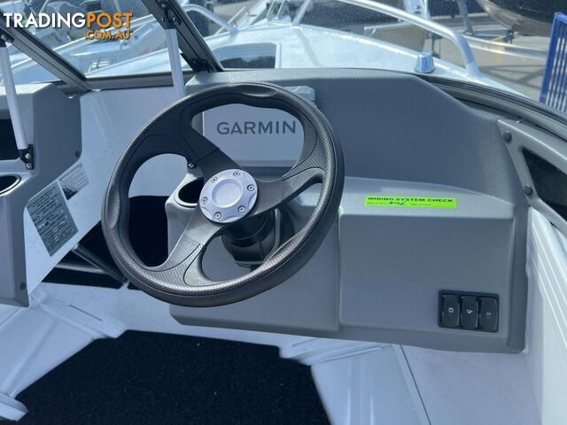 Quintrex 430 Fishabout + Yamaha F60HP - IN STOCK NOW - photo 5 of 9