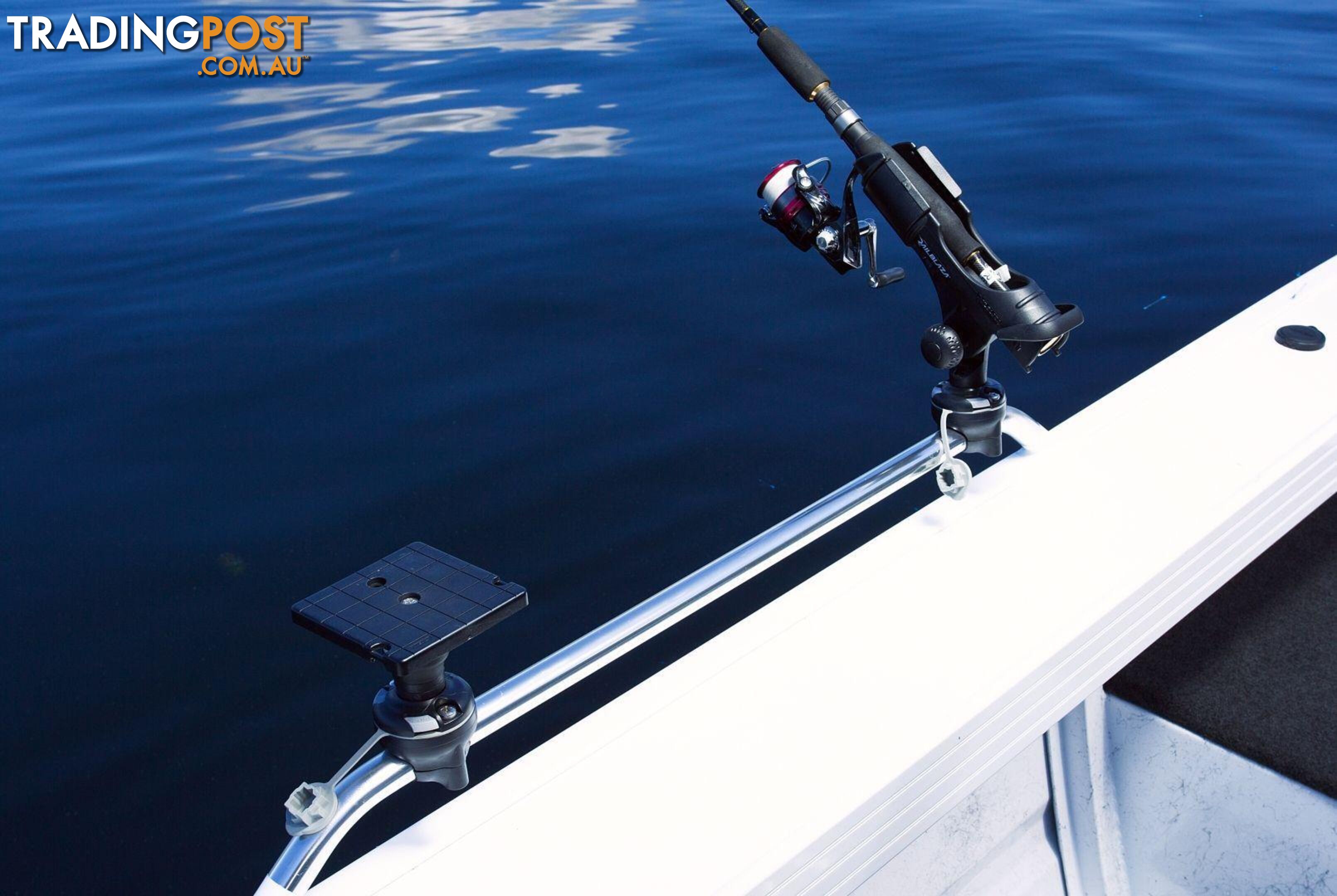 Quintrex 440 Hornet Trophy SC + Yamaha F60hp 4-Stroke - Pack 3 for sale online prices