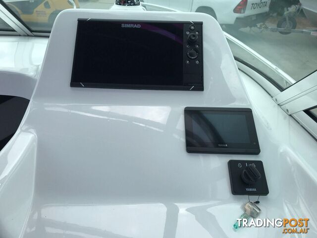 NEW 2024 EVOLUTION 552 PLATINUM FITTED WITH A YAMAHA HELM MASTER XA F150 FOURSTROKE