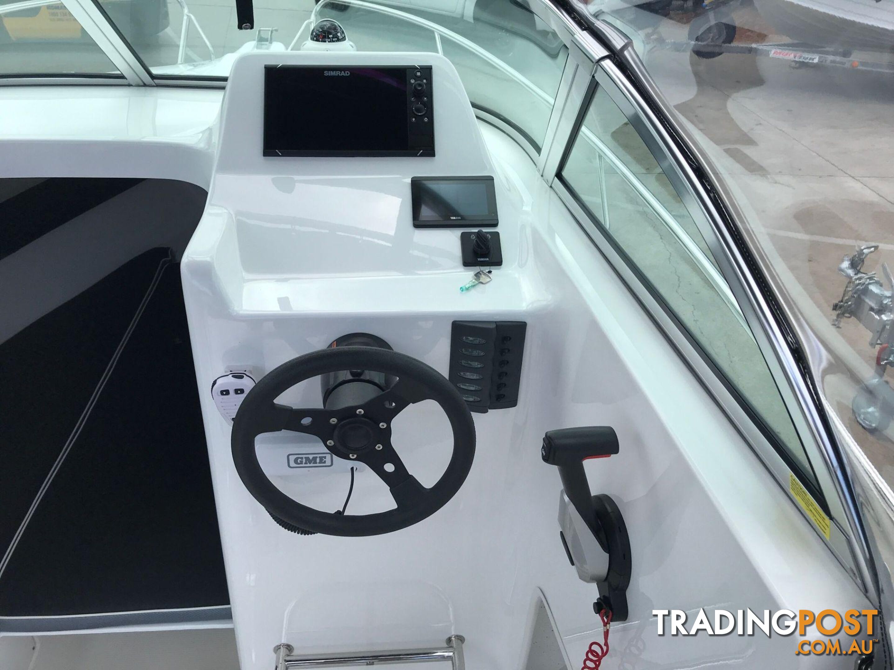 NEW 2024 EVOLUTION 552 PLATINUM FITTED WITH A YAMAHA HELM MASTER XA F150 FOURSTROKE