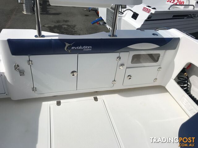 NEW 2024 EVOLUTION 552 PLATINUM FITTED WITH A YAMAHA HELM MASTER XA F150 FOURSTROKE