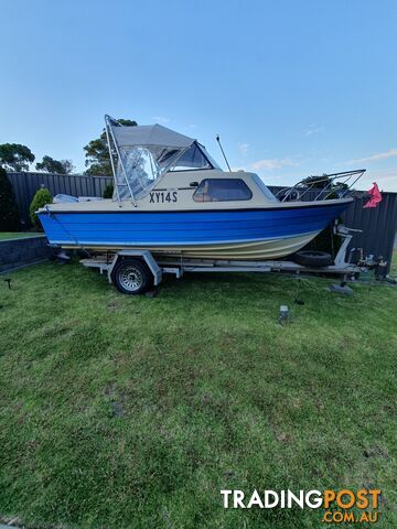 Sportscraft half cab with Mariner 90hp