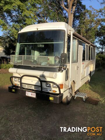 Motor Home Hino Rainbow 145