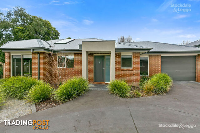 5 Kindred Close (off Lorna Court) MOOROOLBARK VIC 3138