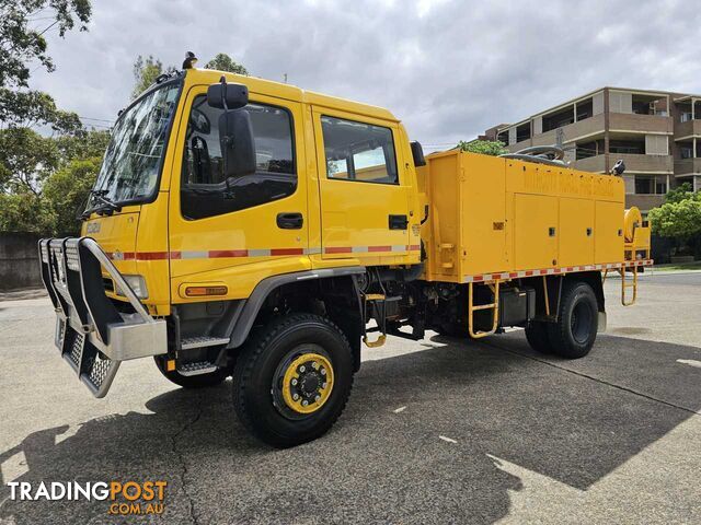 2002 Isuzu FTS 750 7 Speed Dual Cab 4x4 Yellow Firetruck 8.2l