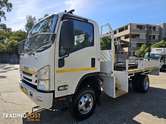 2017 Isuzu NPS300 Cab Chassis