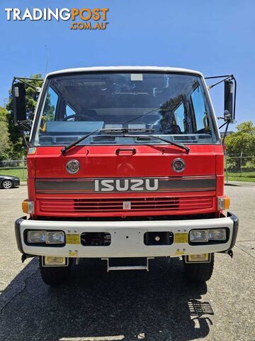 1995 Isuzu FTS 700 Firetruck