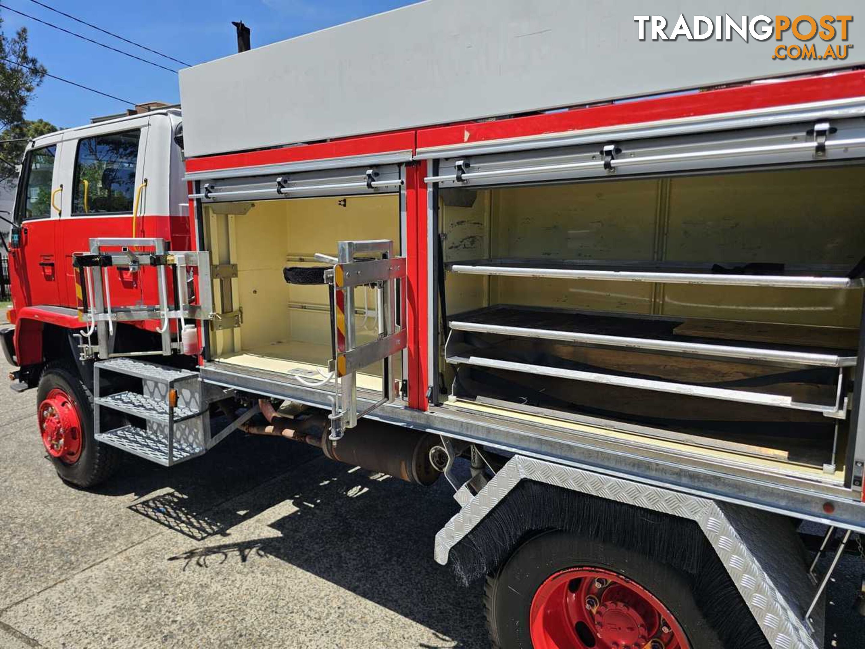 1995 Isuzu FTS 700 Firetruck