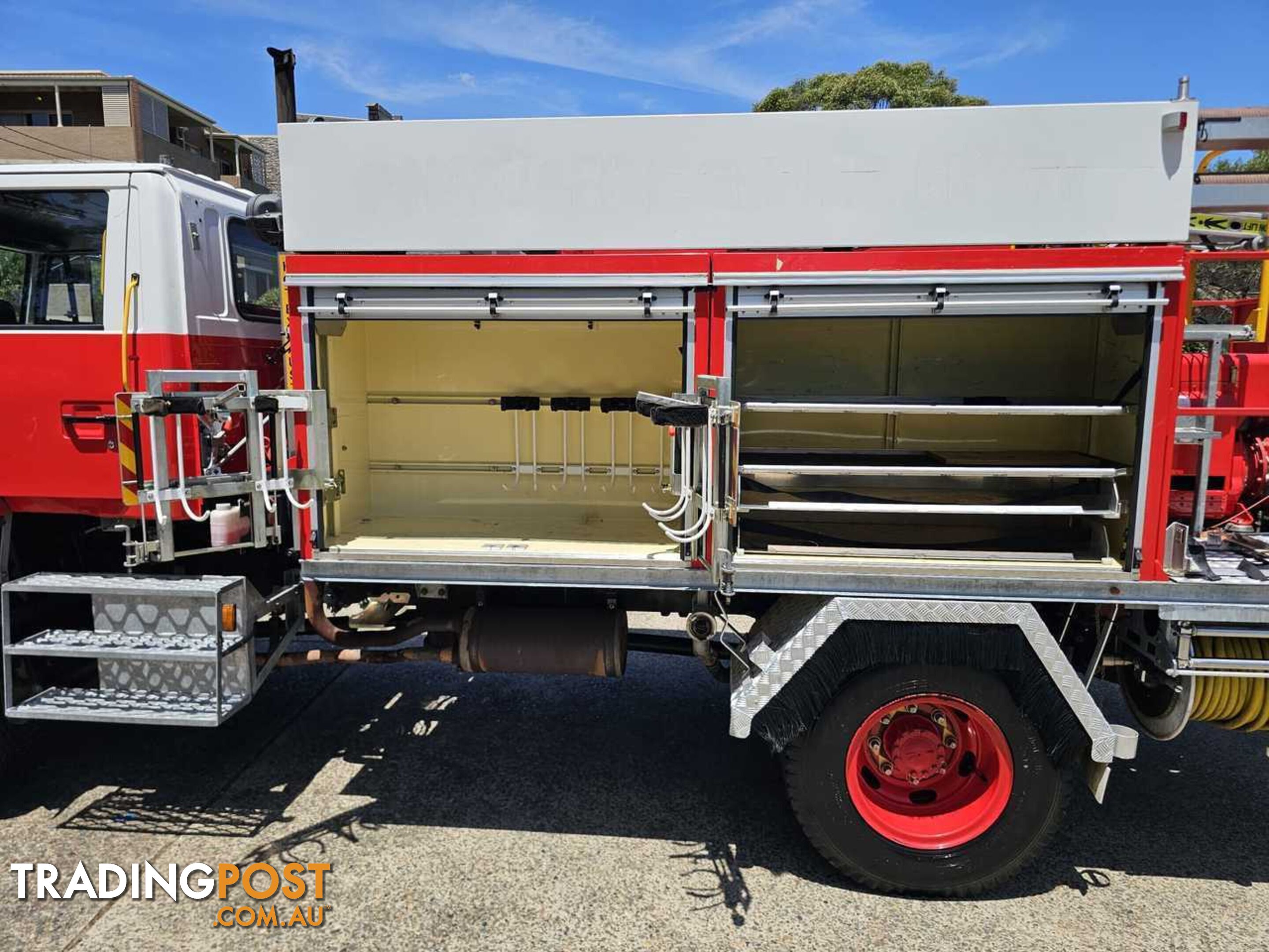 1995 Isuzu FTS 700 Firetruck