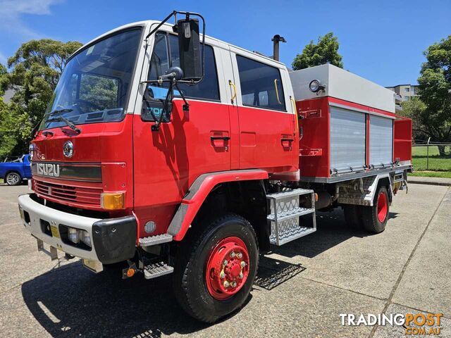 1995 Isuzu FTS 700 Firetruck