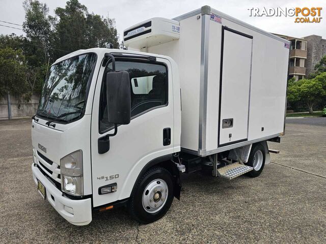 2017 Isuzu NNR 45-150 White Refrigerated 3.0l