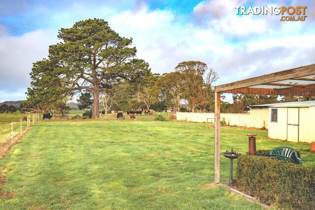 16 Leesville Road SMITHTON TAS 7330