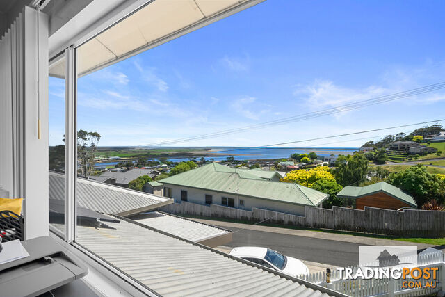 1 Hill Street SMITHTON TAS 7330