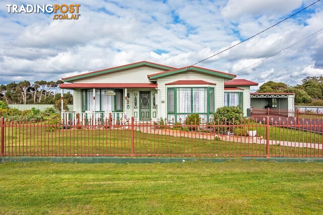 39 Montagu Road SMITHTON TAS 7330