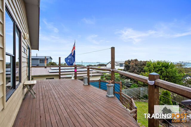 1 Shoobridge Street CRAYFISH CREEK TAS 7321