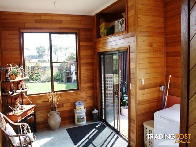 90-92 King Street SMITHTON TAS 7330