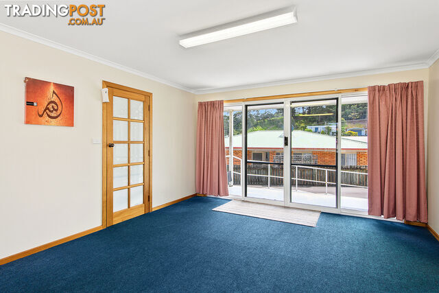 8 Goldie Street SMITHTON TAS 7330