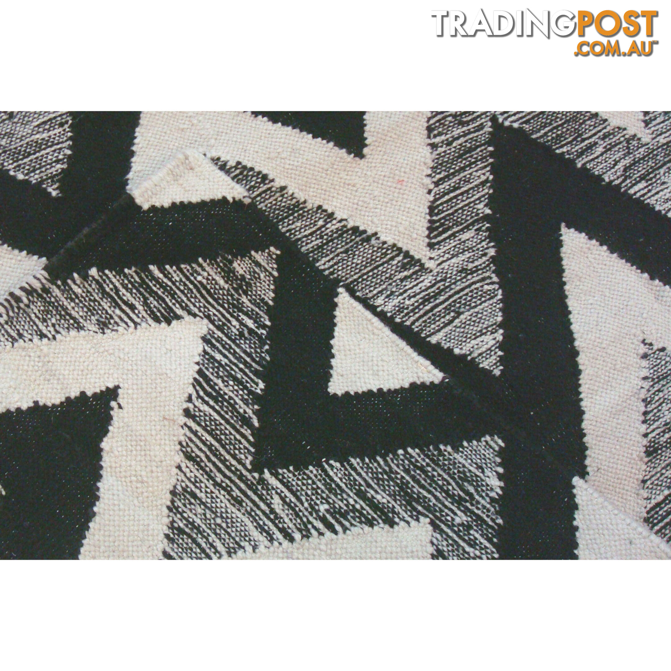 Chevron Durry Rug Black & White 160x230cm