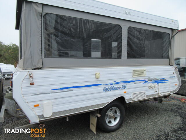 2010 Goldstream CROWN - photo 2 of 9