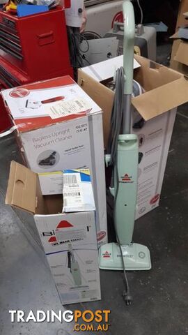 Hoover Upright Vac & Bissell Steam mop