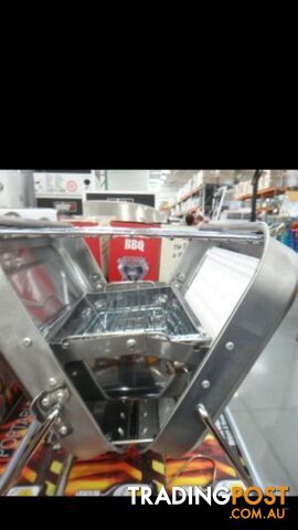 Brand New Portable BBQ with Free gift - photo 3 of 4
