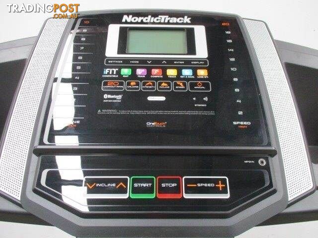Nordic Track Motorised C220 Treadmill - photo 2 of 3