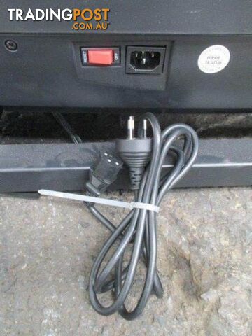 Nordic Track Motorised C220 Treadmill - photo 3 of 3