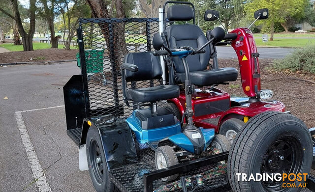 EAGLES MOBILITY SCOOTER TRAILER
