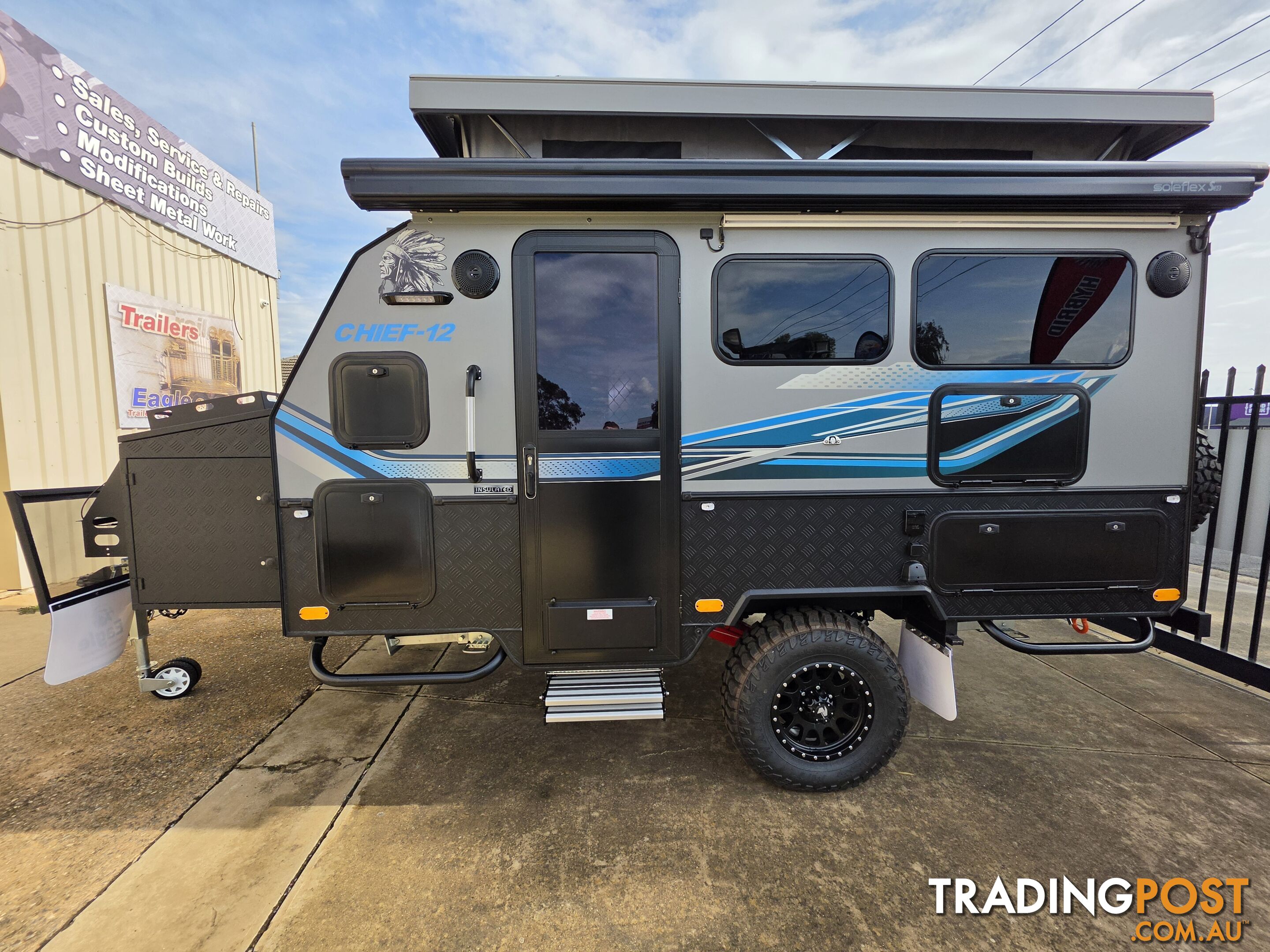 CHIEF 12 OFFROAD HYBRID CARAVAN