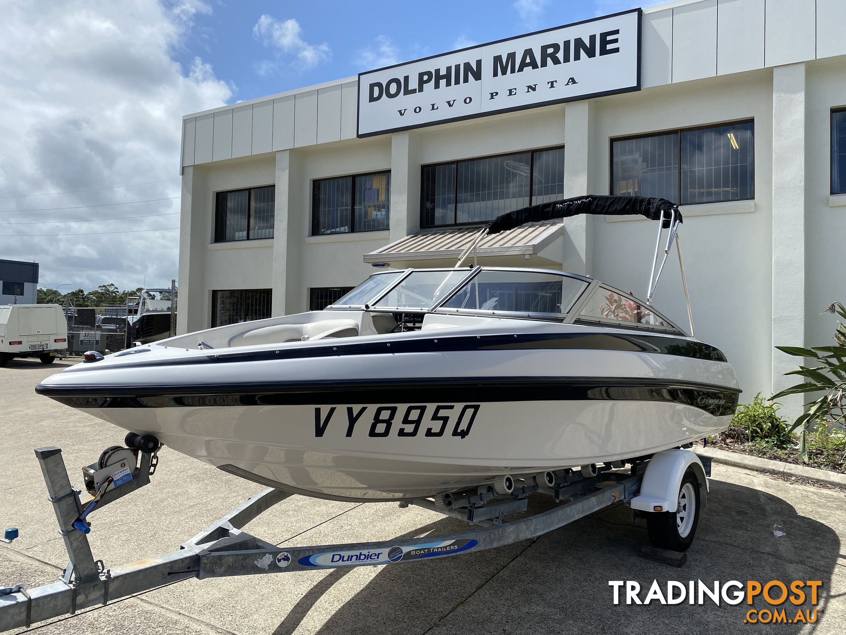 2010 Crownline 180 Bowrider - Only 197 Hours!