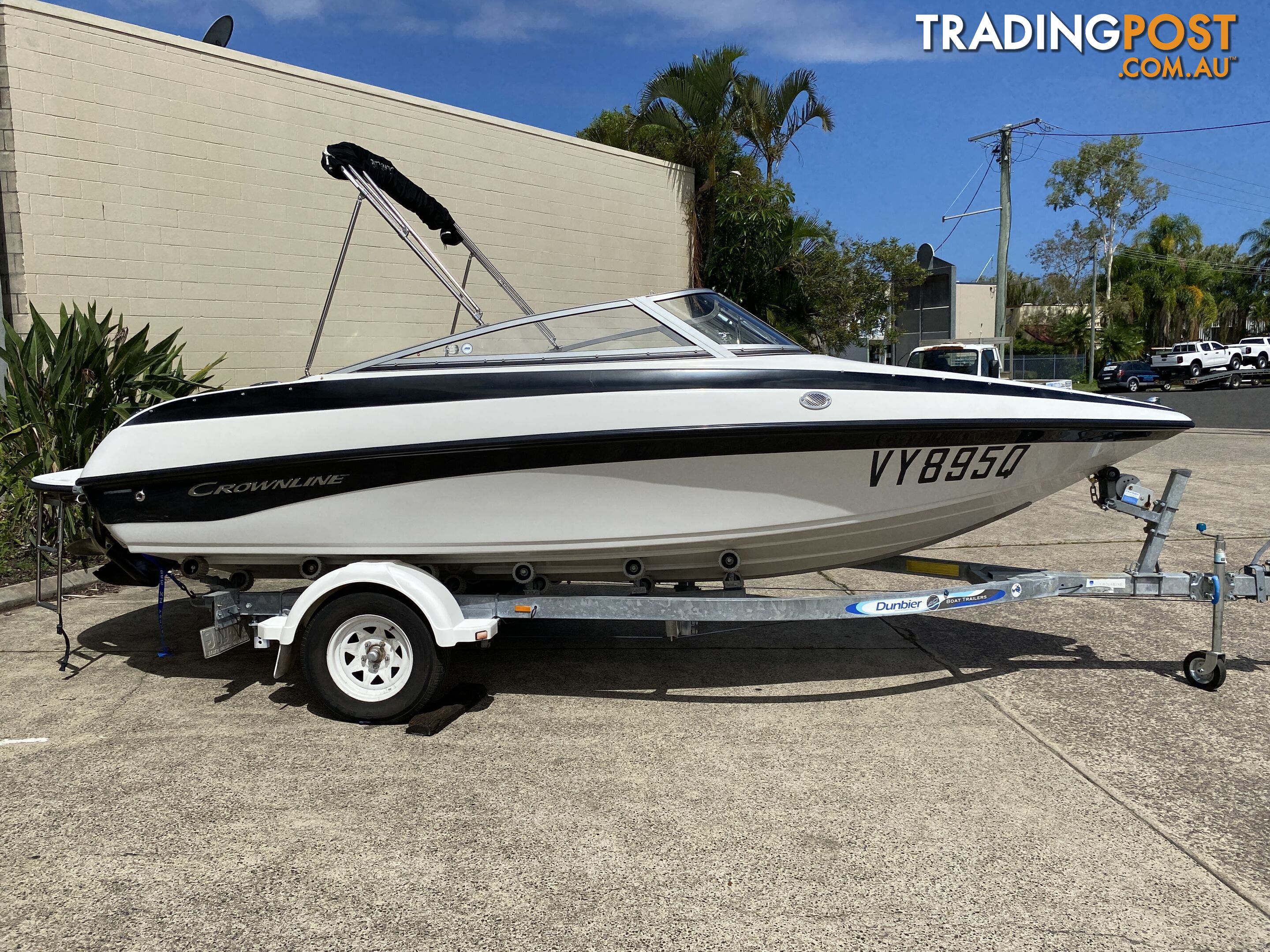 2010 Crownline 180 Bowrider - Only 197 Hours!