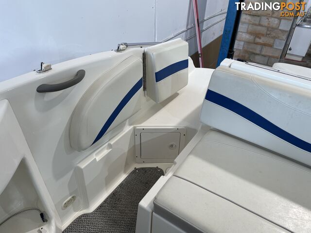 2006 Maxum 2400 SC3 Cuddy Cabin