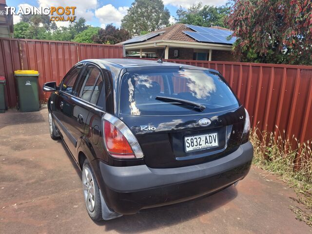 2009 KIA Rio Hatchback Manual