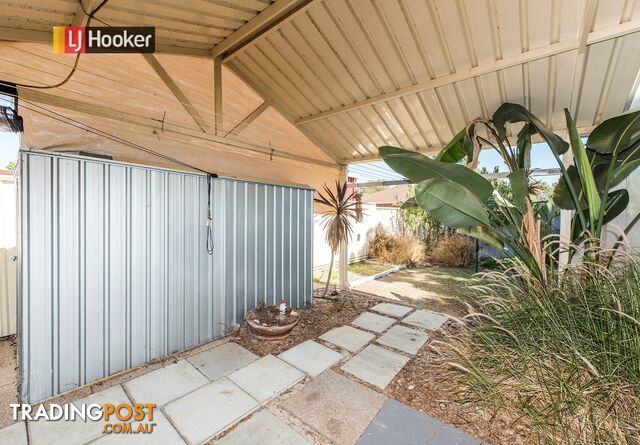 93 Braemore Street SEVILLE GROVE WA 6112