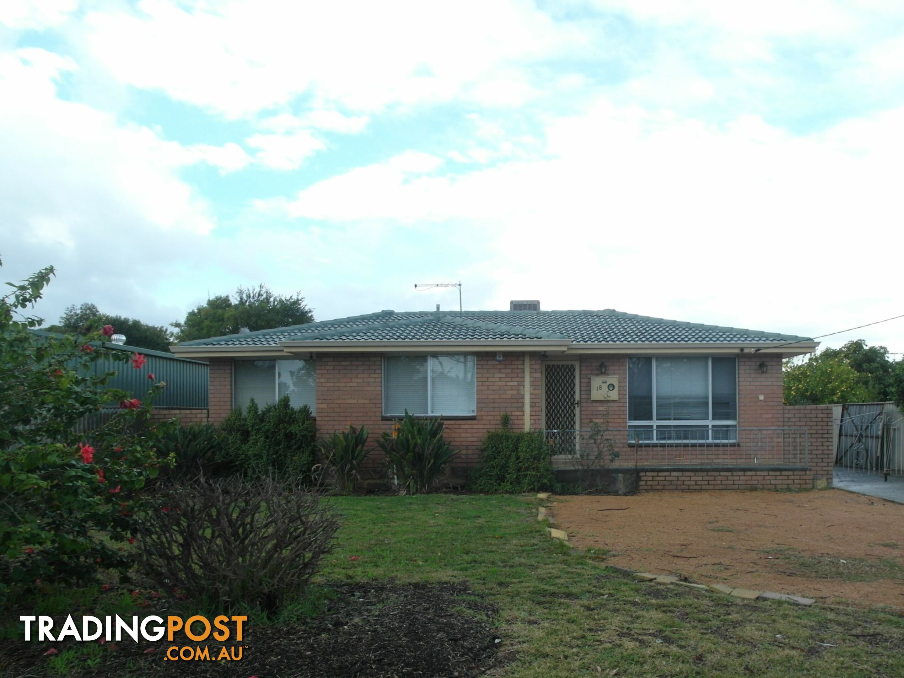 18 Eileen Street GOSNELLS WA 6110