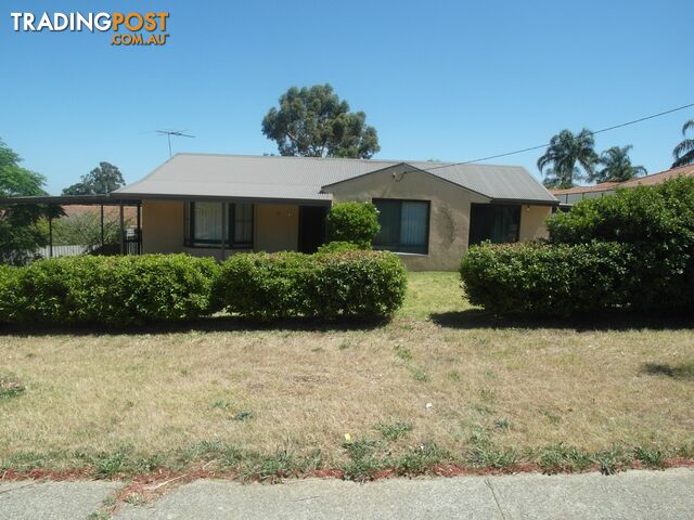 5 Clarence Road ARMADALE WA 6112